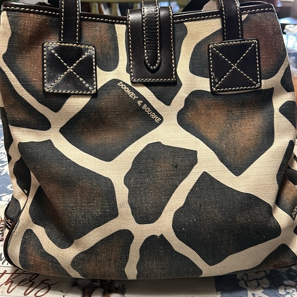 Very nice Dooney & Bourke Giraffe set has vintage look on both. - Picture 4 of 16